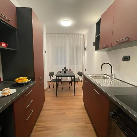 Comfortable And Spacious In One Of Belgrade's Exclusive Neighbourhoods Apartment